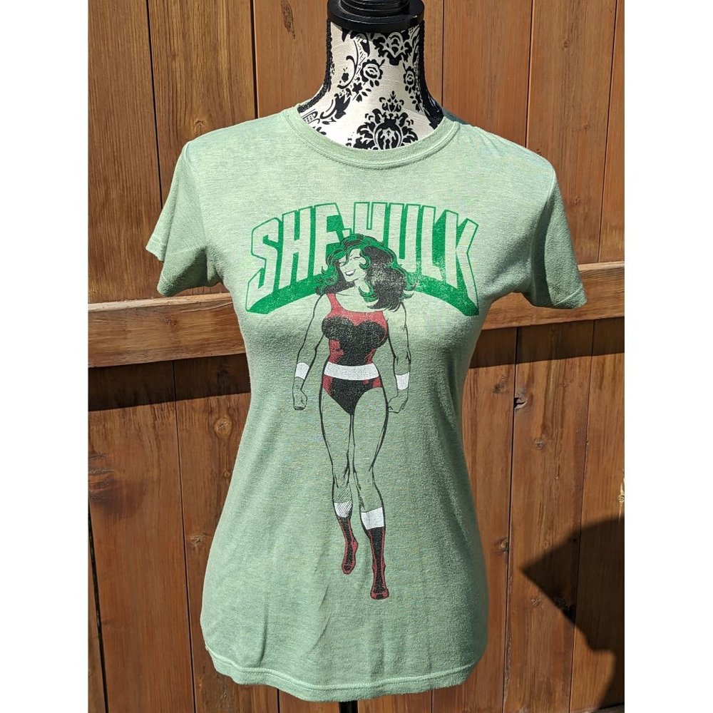 T-shirt Tee Top She-hulk Green Medium Marvel Jennifer Walters Medium Fitted